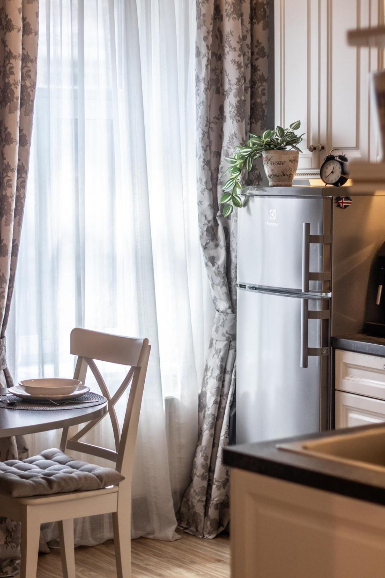 Apartment Elegant In Historical Centre & Free Locked Parking Riga