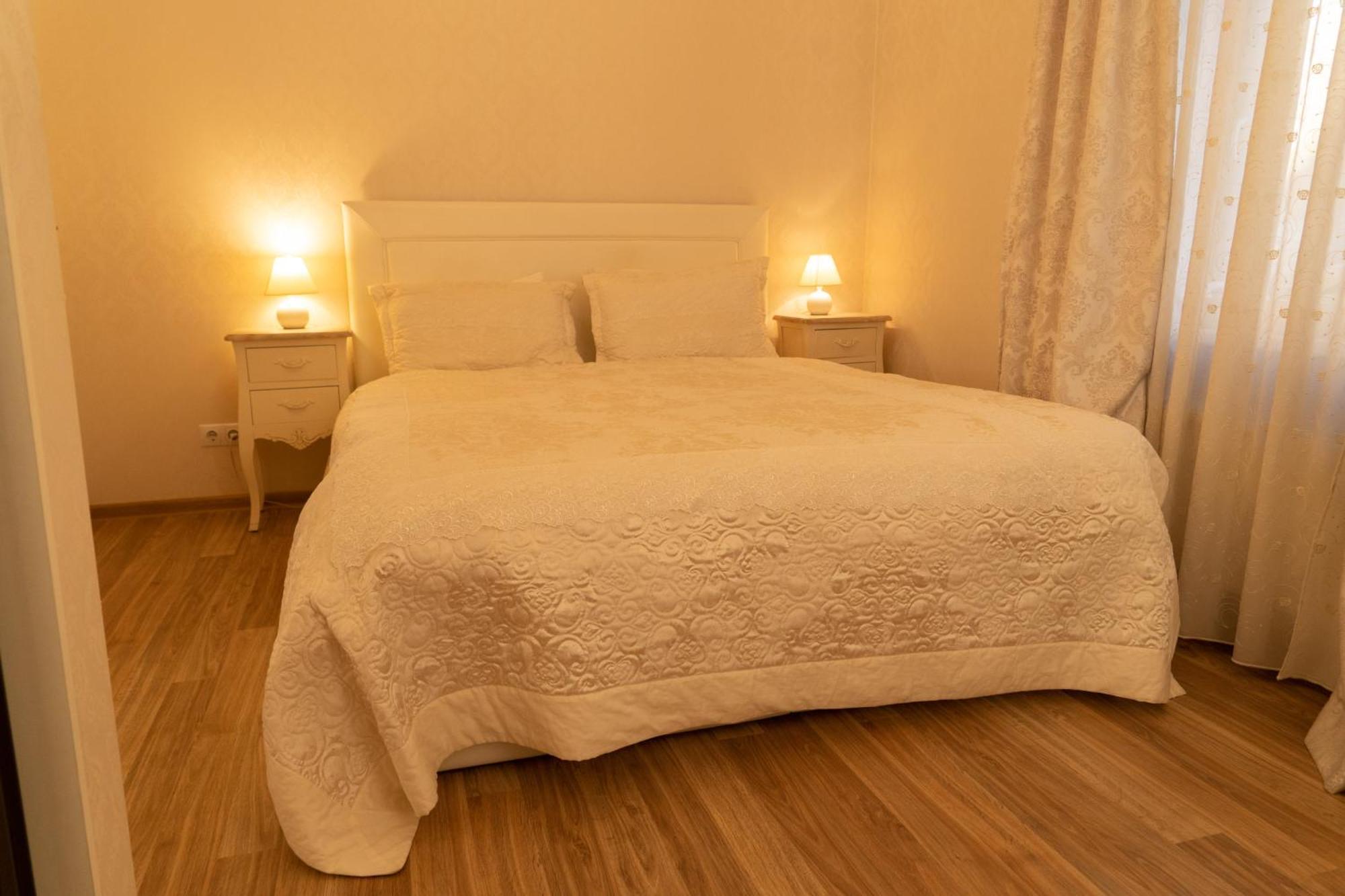 Elegant In Historical Centre & Free Locked Parking Ryga