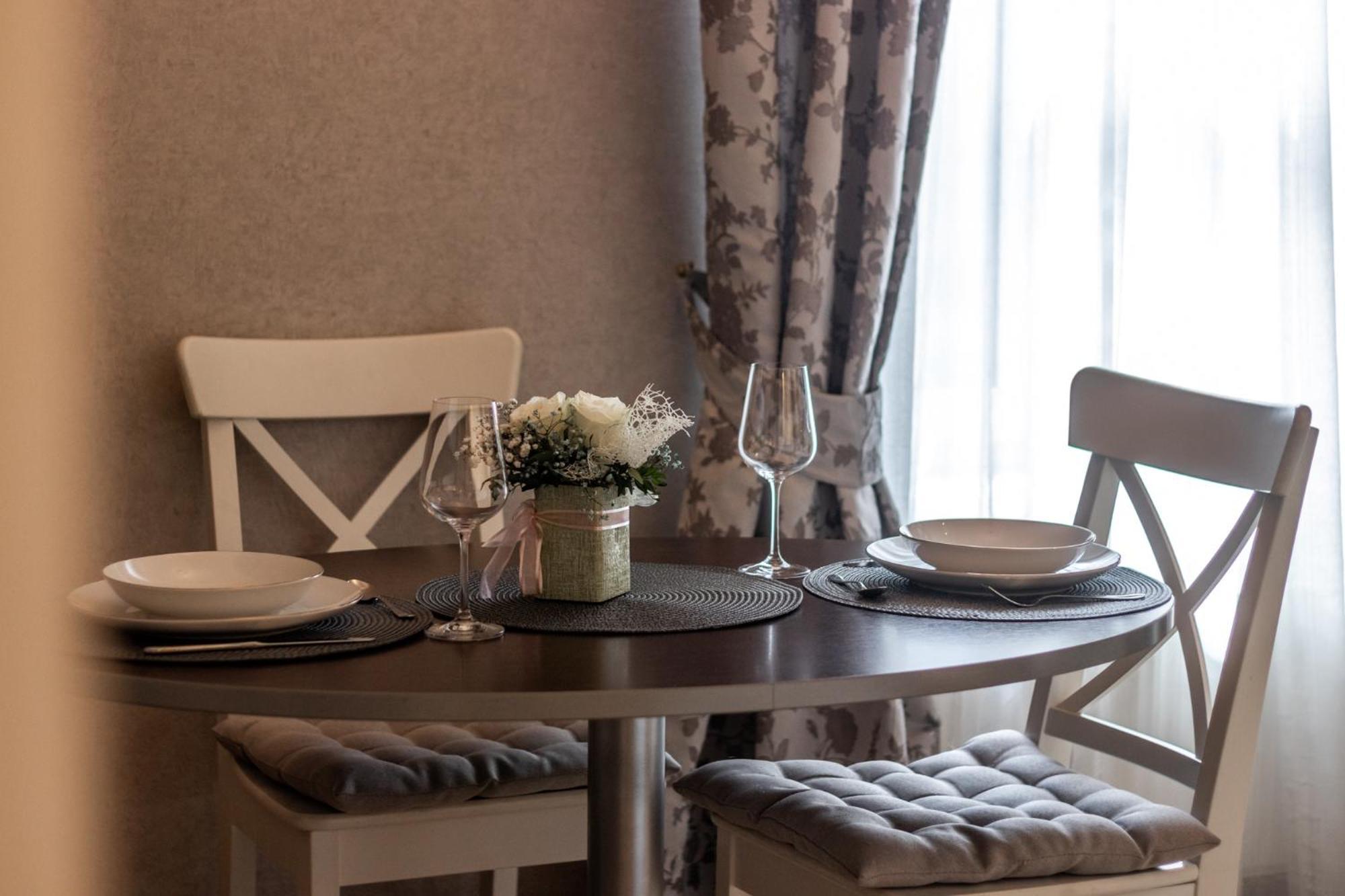 Elegant In Historical Centre & Free Locked Parking Ryga